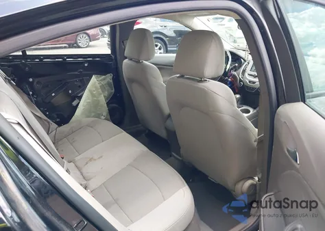 2017 Chevrolet Cruze Ls Auto z USA, uszkodzony, nr VIN 1G1BC5SM2H7152872